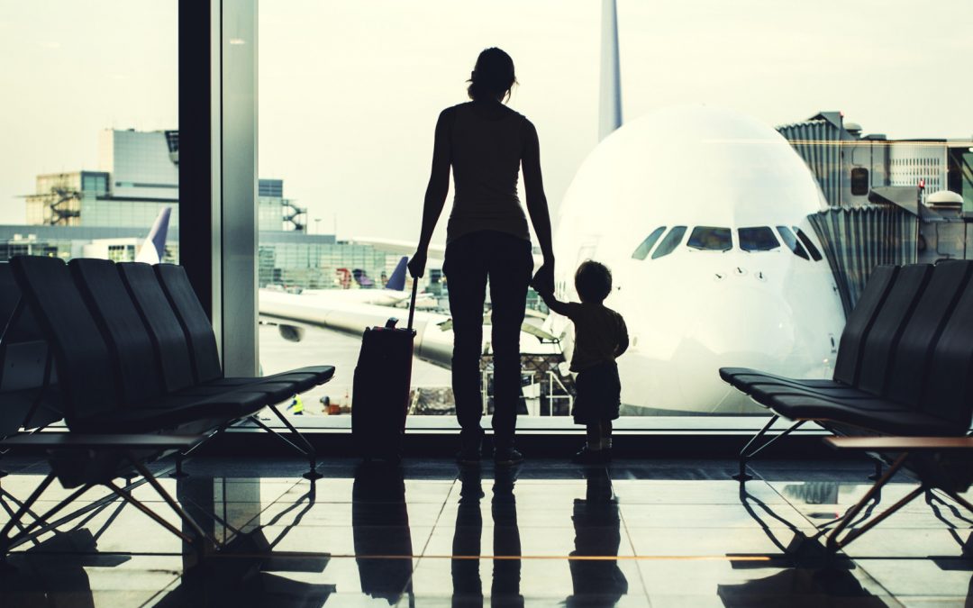 Travel-essentials: hoe overleef je een vliegreis met je baby/kind?
